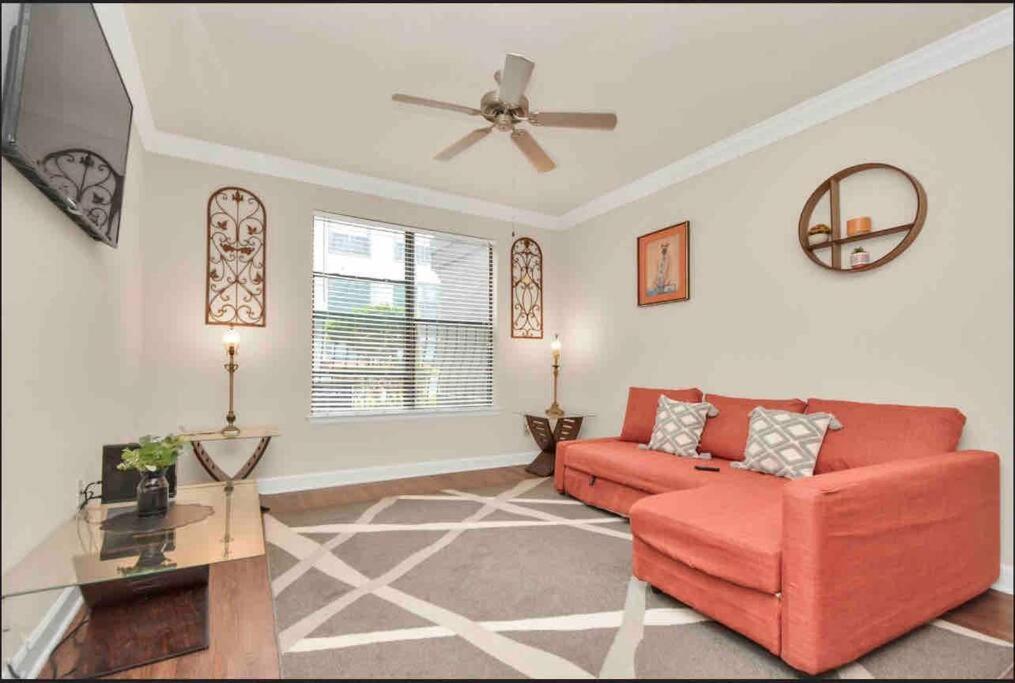 Luxury 1Bedroom/Pool View/ Galleria W/Study Desk Houston Exteriör bild